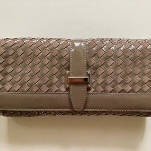 Cole Haan Izzie Clutch/Greige Suede/Heritage Weave/NEW/$228 RET/REDUCED PRICE!